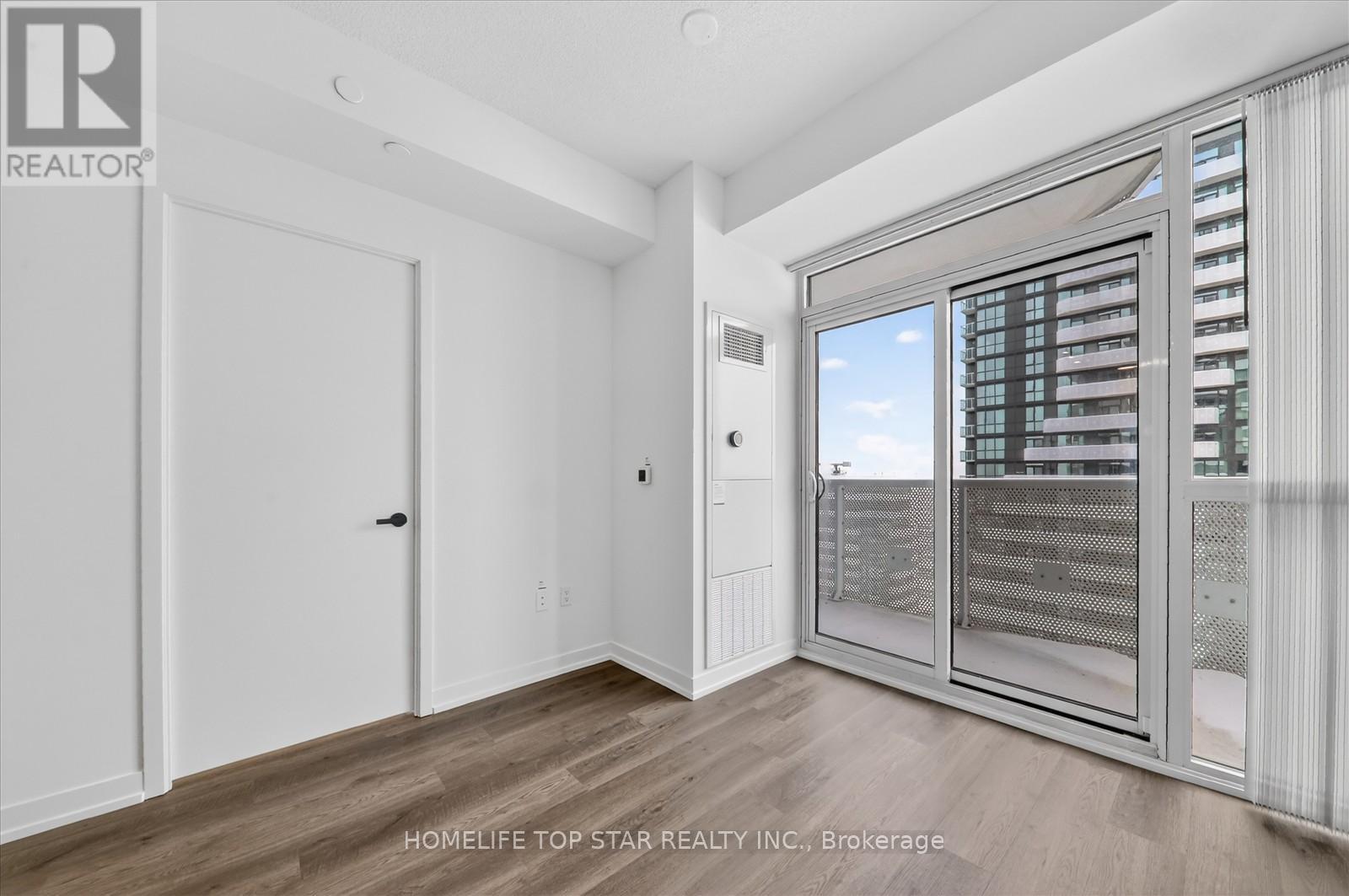 5601 - 8 Interchange Way, Vaughan, ON