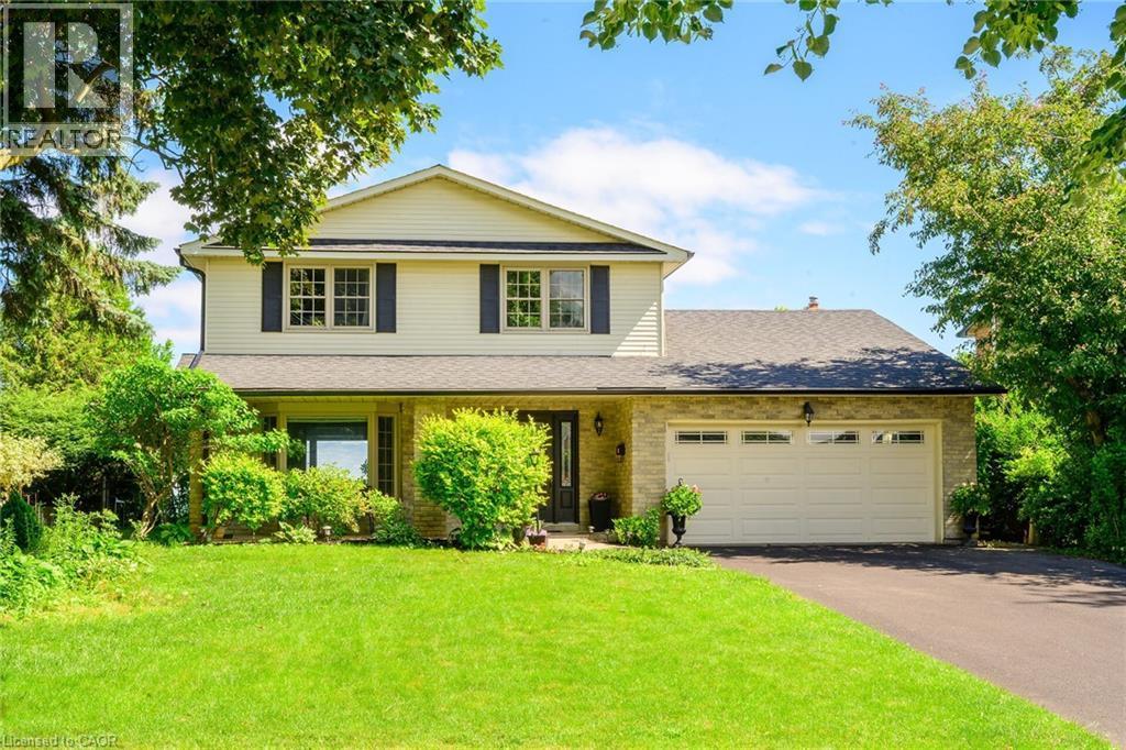 Front house - 15 Cheval Drive, Grimsby, ON - Outdoor
