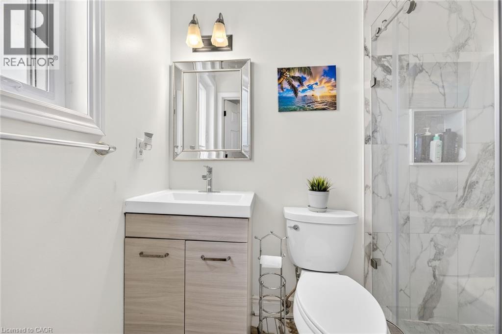 3 PC Ensuite Bath - 15 Cheval Drive, Grimsby, ON - Indoor Photo Showing Bathroom