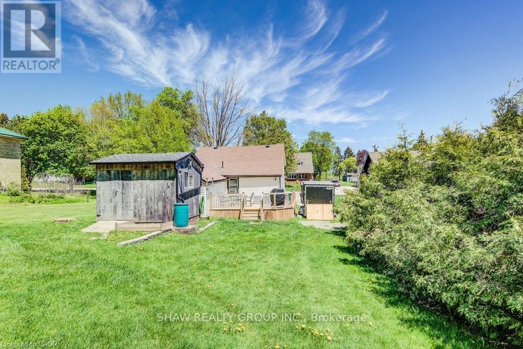 21 Main Street W, Mapleton, ON