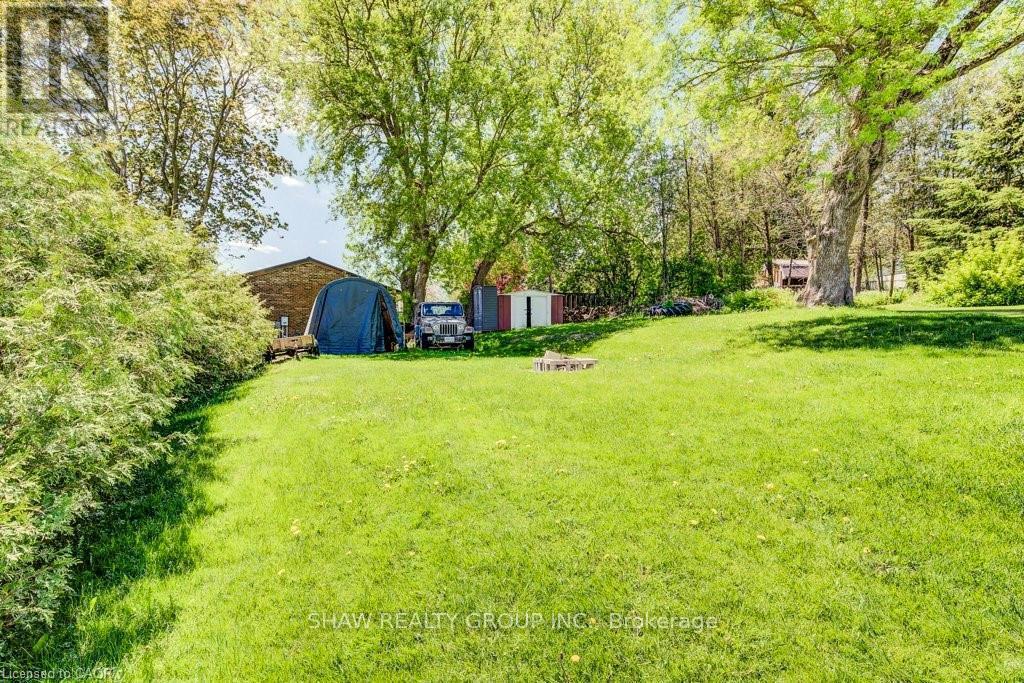 21 Main Street W, Mapleton, ON