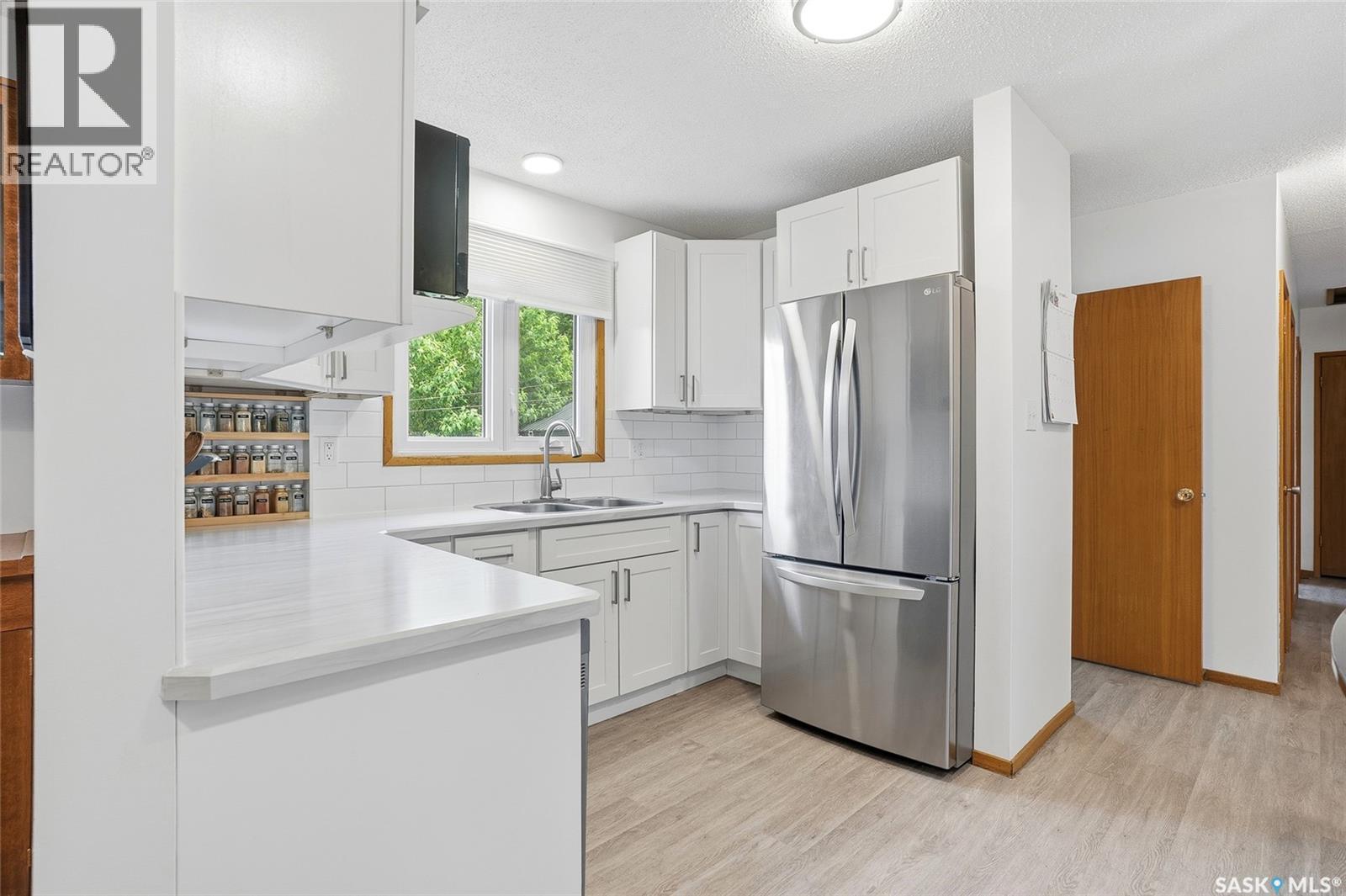 1317 East Centre, Saskatoon, SK