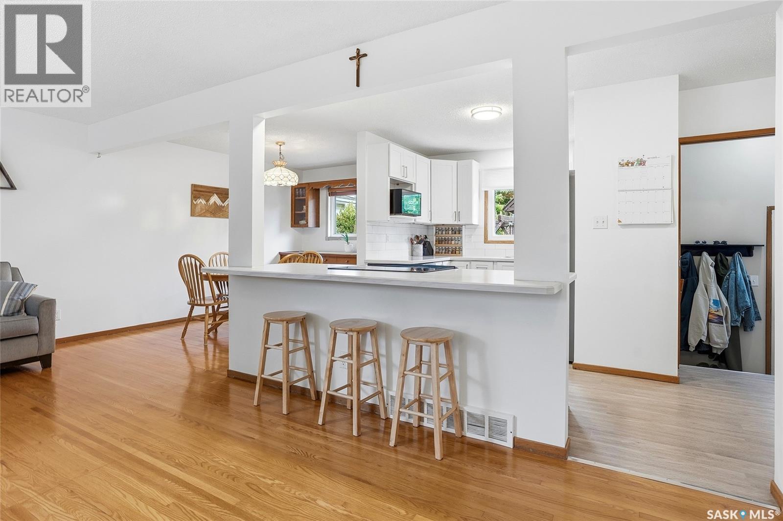 1317 East Centre, Saskatoon, SK