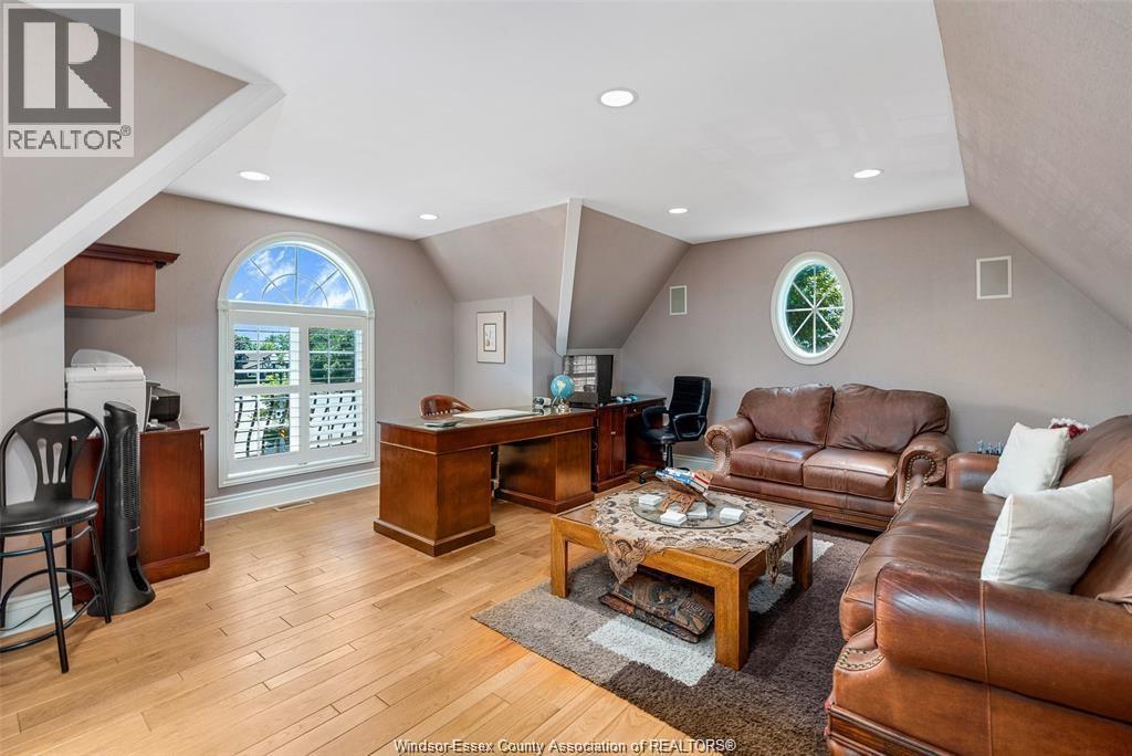 490 Shoreview, Windsor, ON