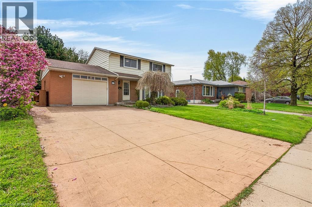 167 Darlington Drive, Hamilton, ON