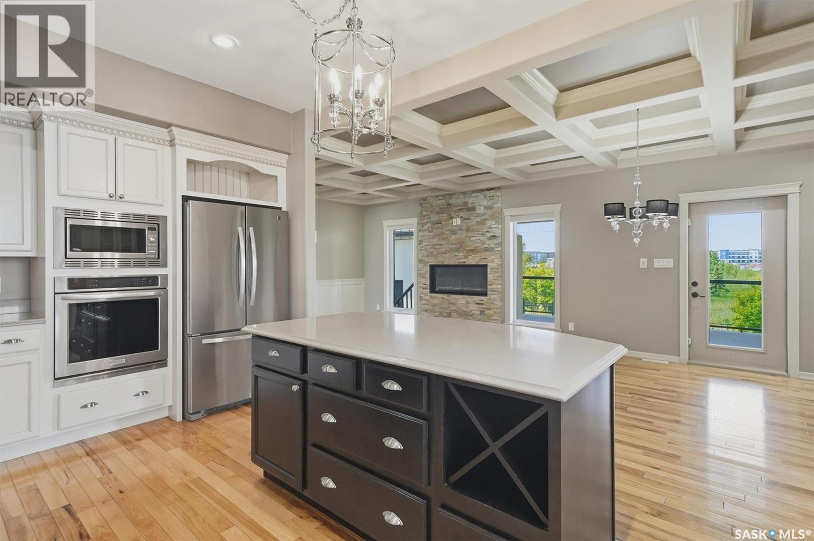327 Hastings Lane, Saskatoon, SK