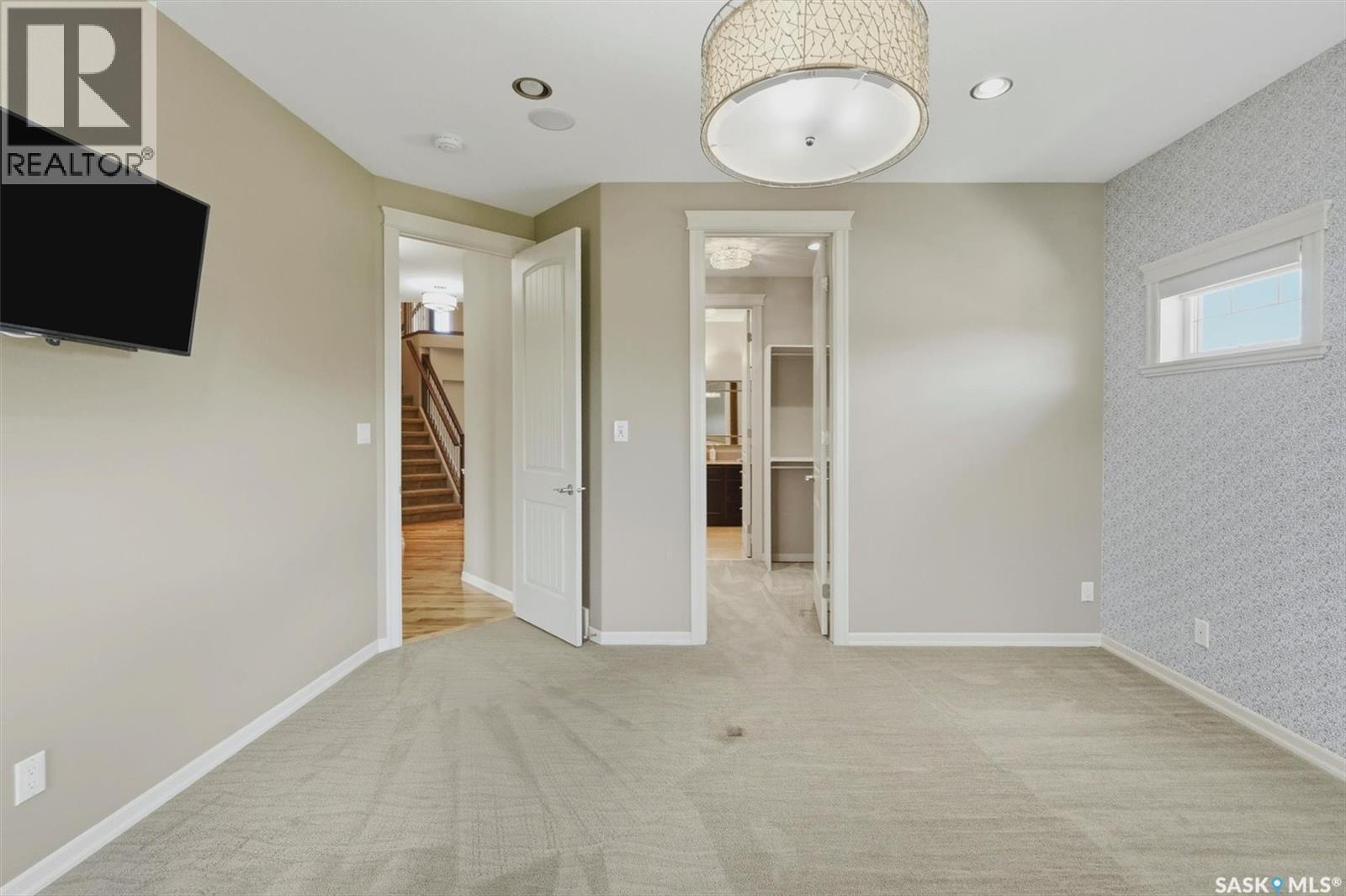 327 Hastings Lane, Saskatoon, SK