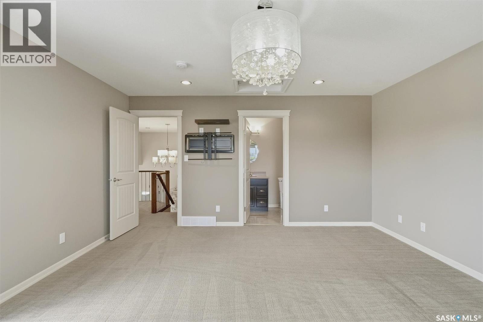 327 Hastings Lane, Saskatoon, SK