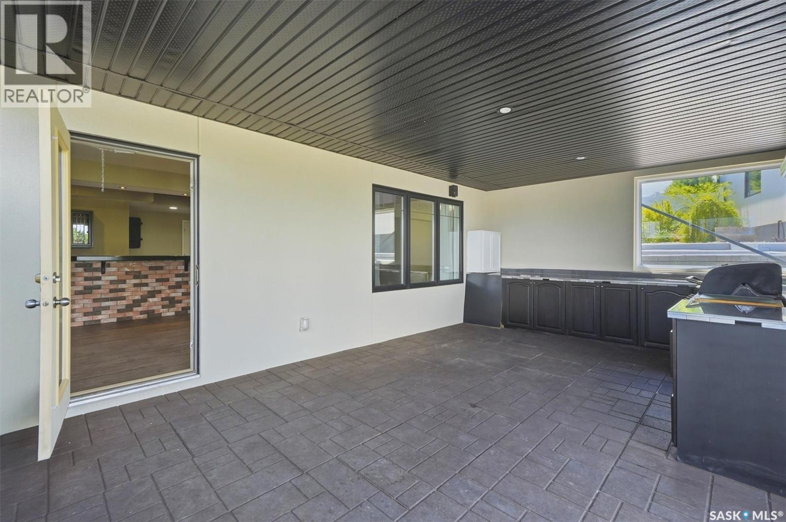 327 Hastings Lane, Saskatoon, SK