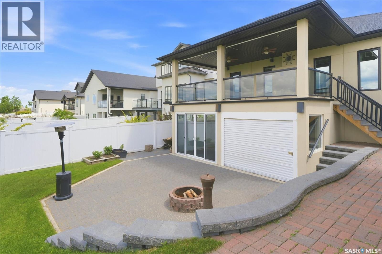 327 Hastings Lane, Saskatoon, SK