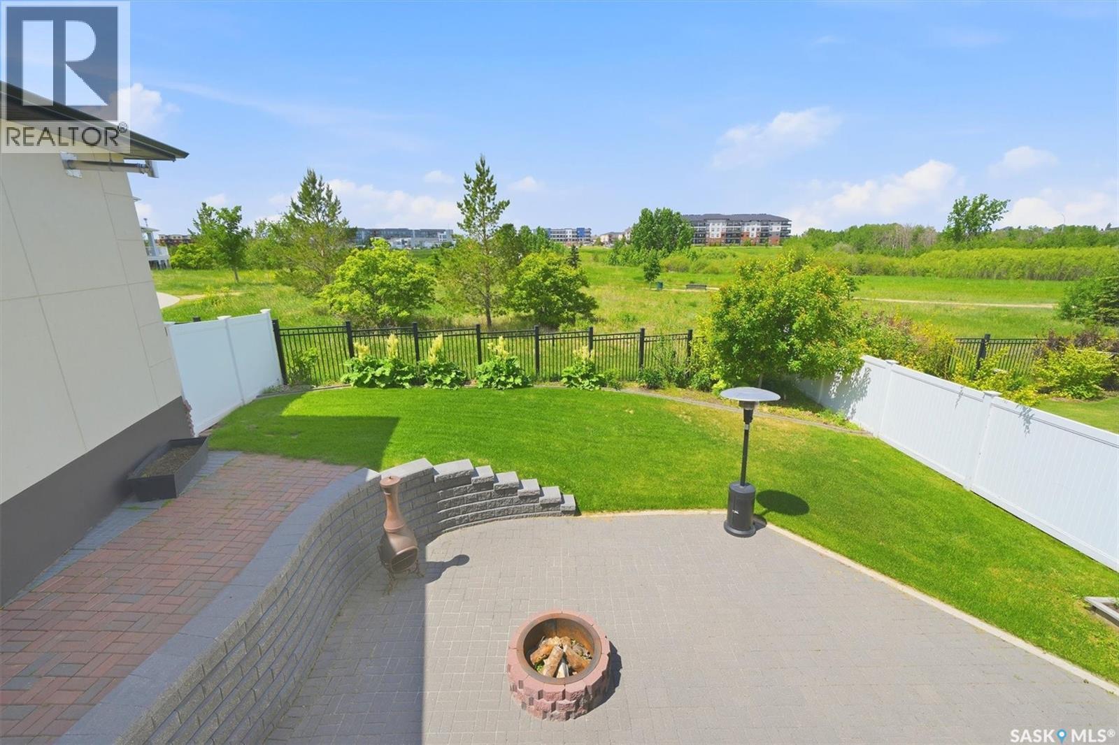 327 Hastings Lane, Saskatoon, SK