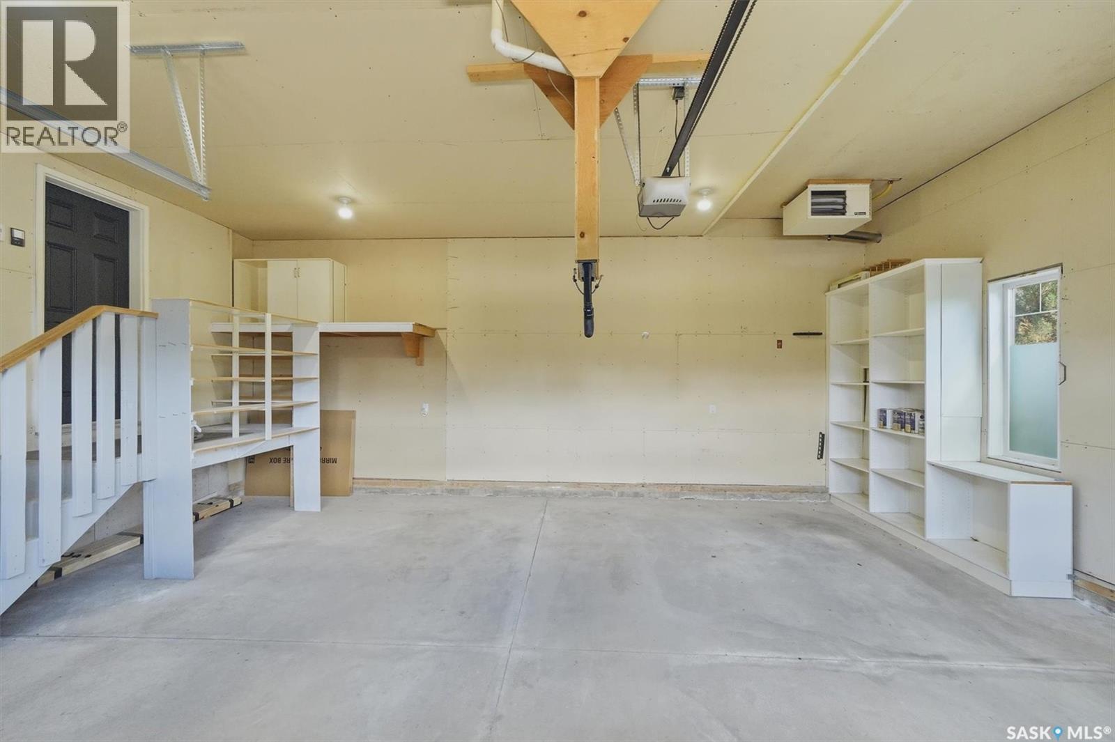 327 Hastings Lane, Saskatoon, SK