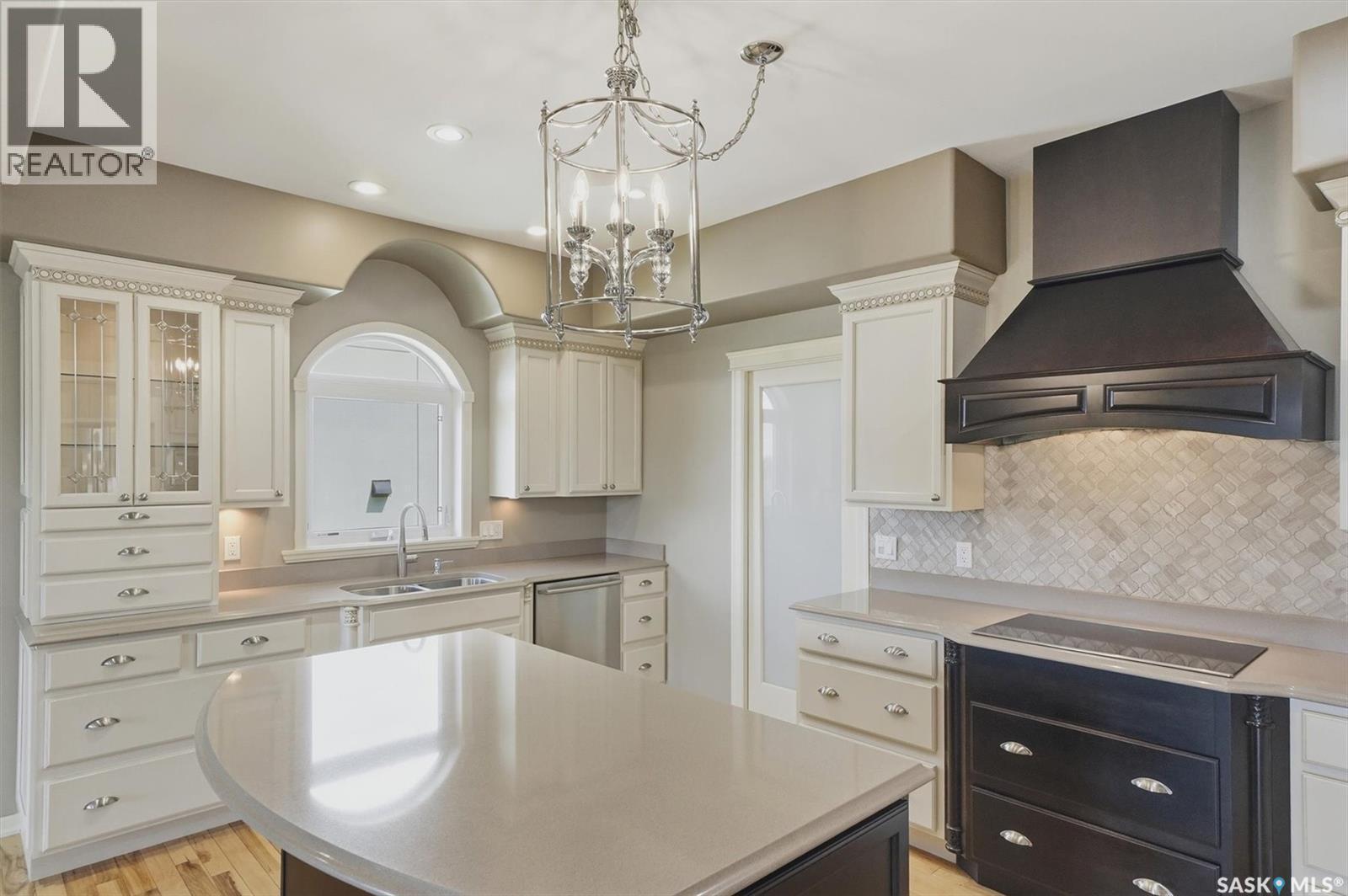 327 Hastings Lane, Saskatoon, SK