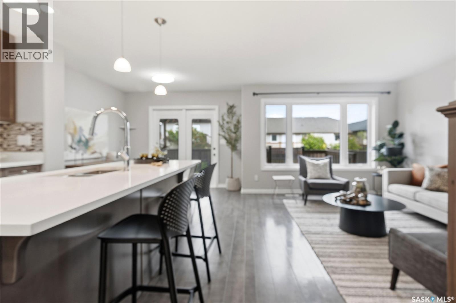 334 Dickson Crescent, Saskatoon, SK