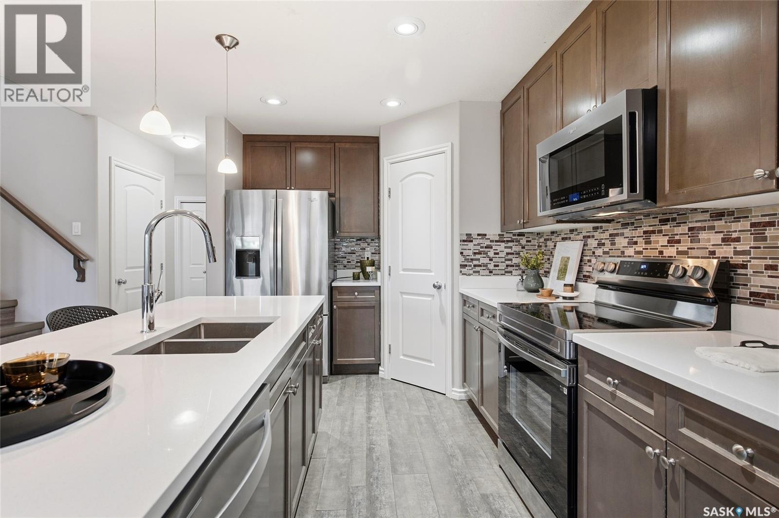 334 Dickson Crescent, Saskatoon, SK