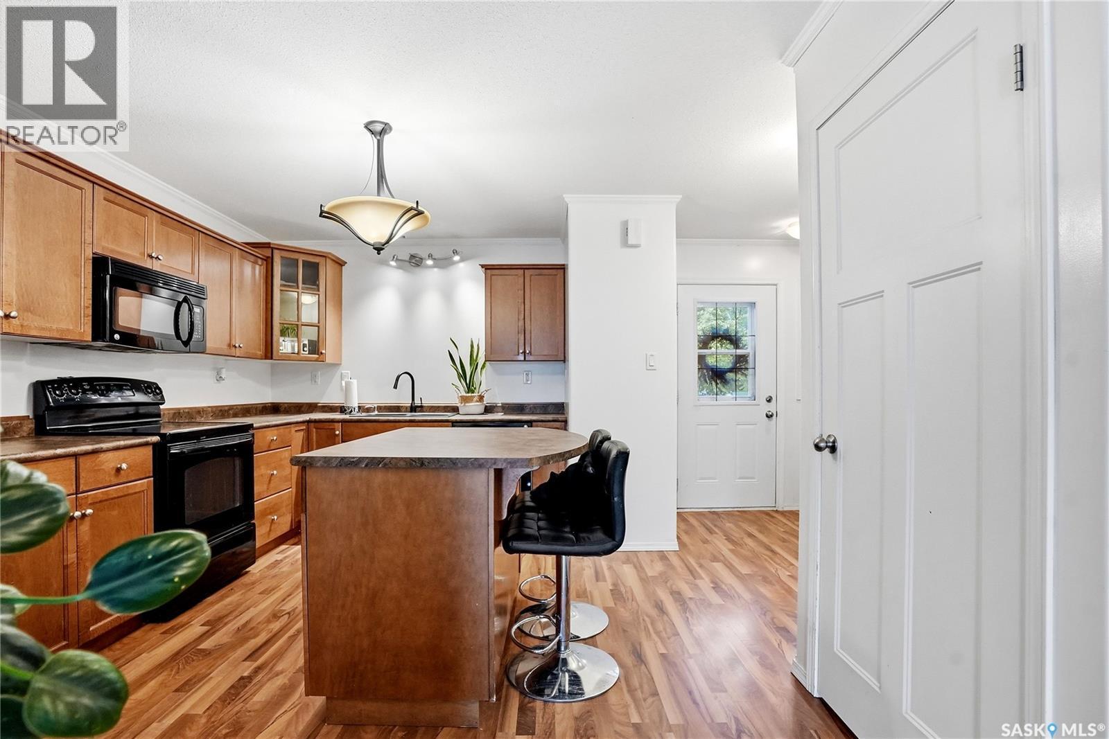 703 715 Hart Road, Saskatoon, SK