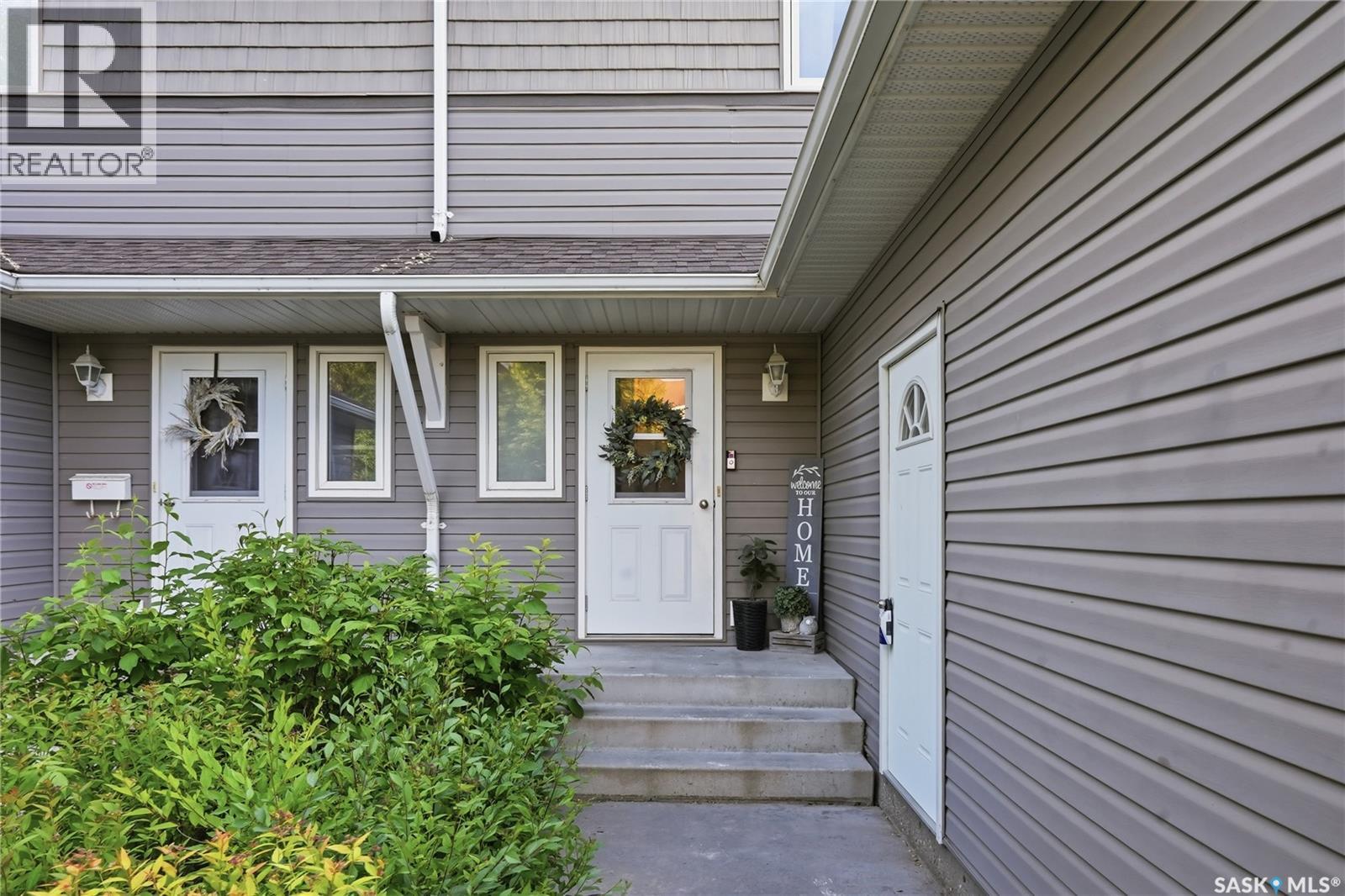 703 715 Hart Road, Saskatoon, SK