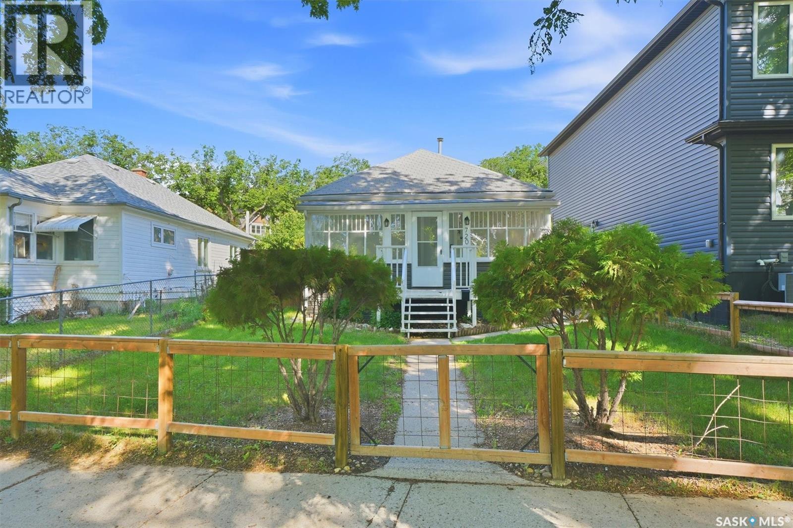720 Walmer Road, Saskatoon, SK