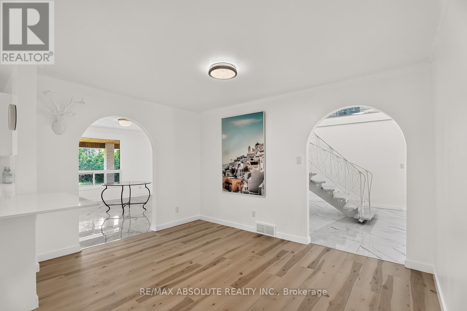 1444 Normandy Crescent, Ottawa, ON - Indoor Photo Showing Other Room