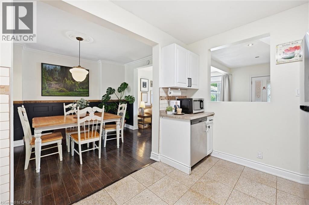 77 Cameron Avenue N, Hamilton, ON