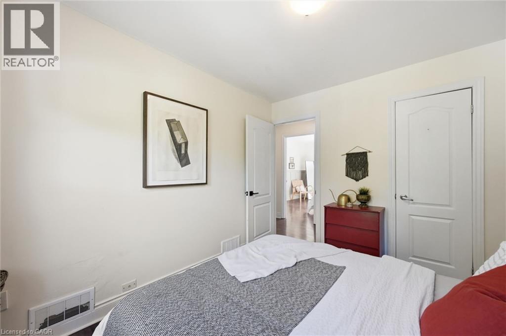 77 Cameron Avenue N, Hamilton, ON