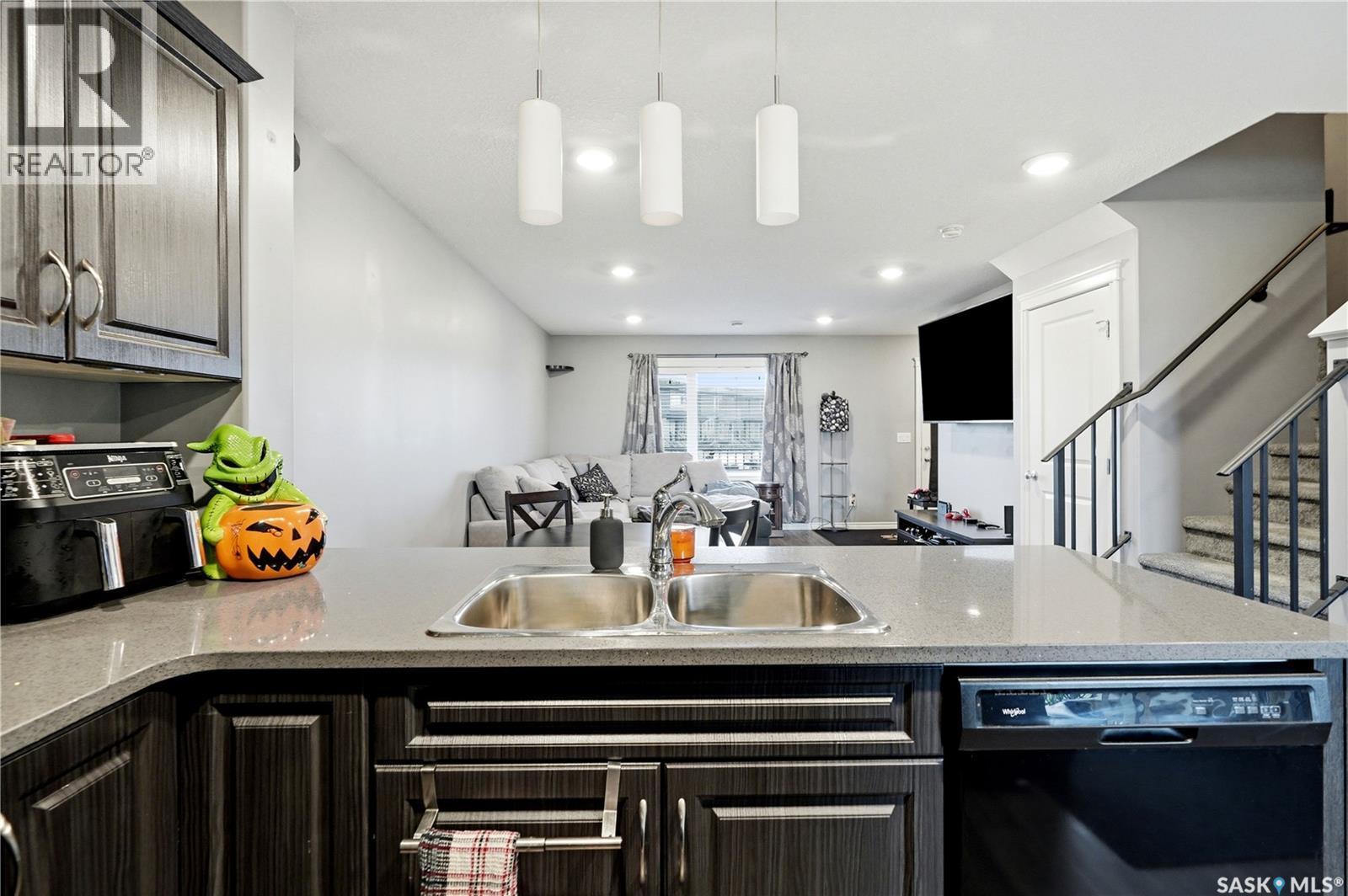 618 110 Akhtar Bend, Saskatoon, SK