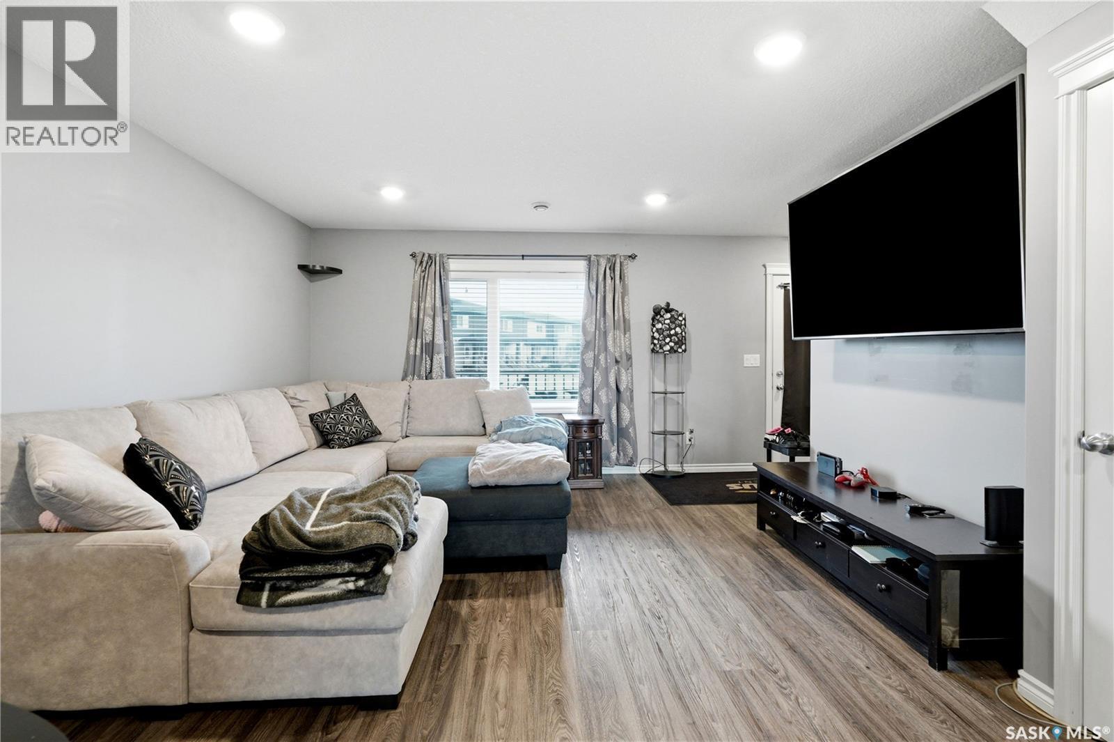 618 110 Akhtar Bend, Saskatoon, SK