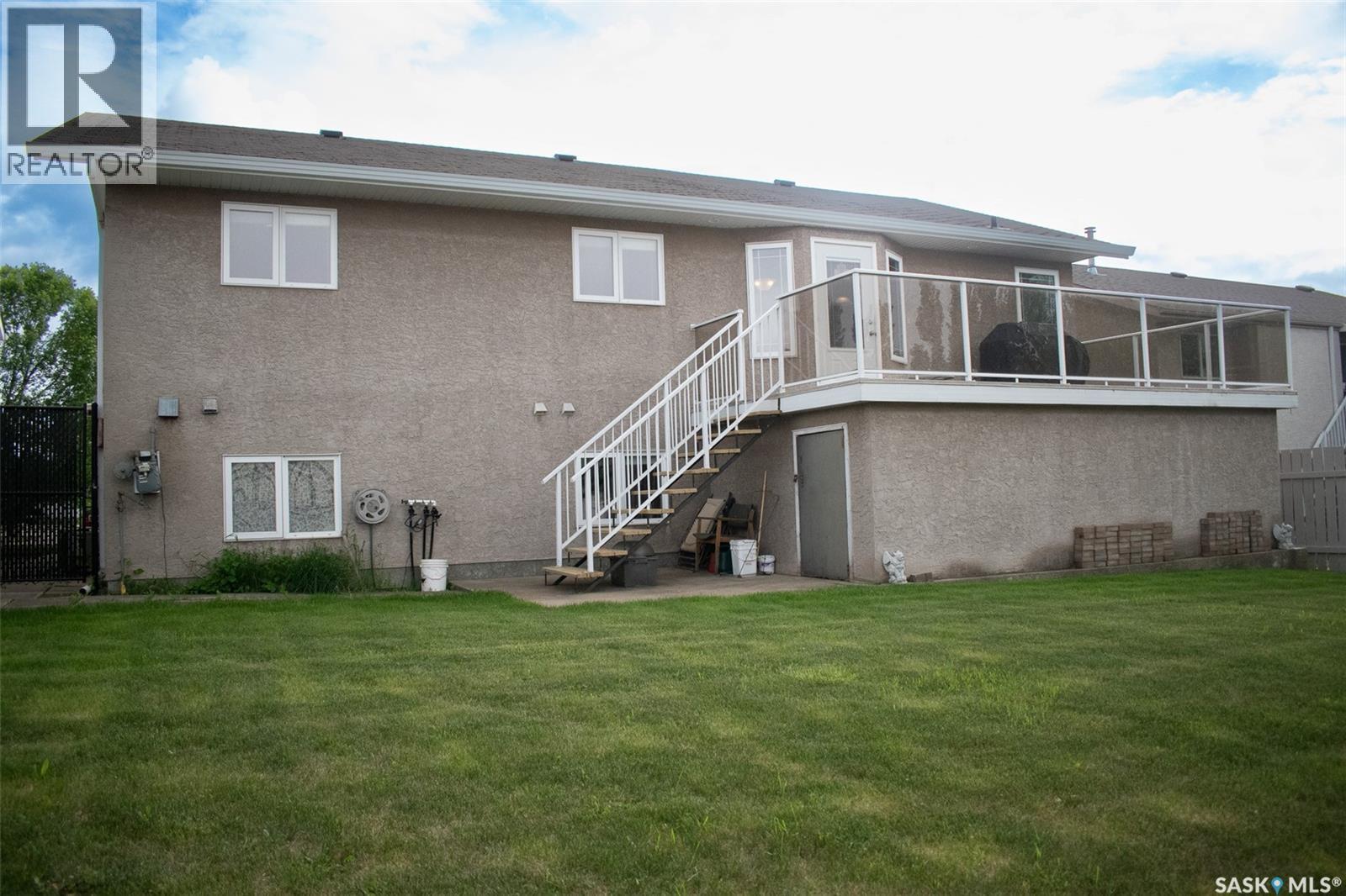 71 Longpre Crescent, Prince Albert, SK