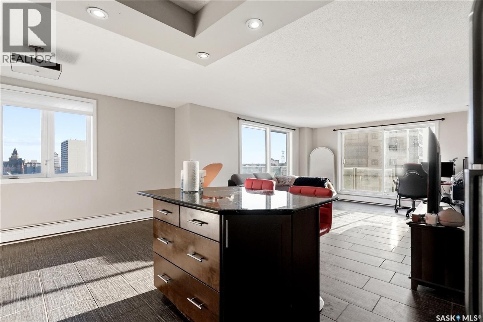 1207 320 5Th Avenue N, Saskatoon, SK