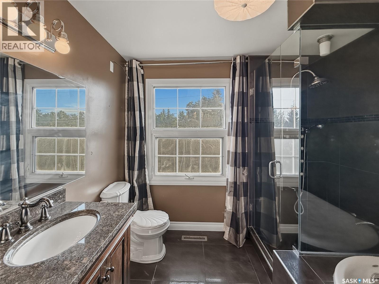 940 9Th Avenue Ne, Swift Current, SK