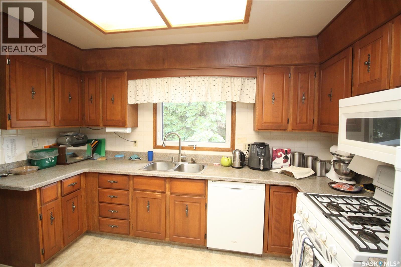 755 Trent Crescent, Saskatoon, SK