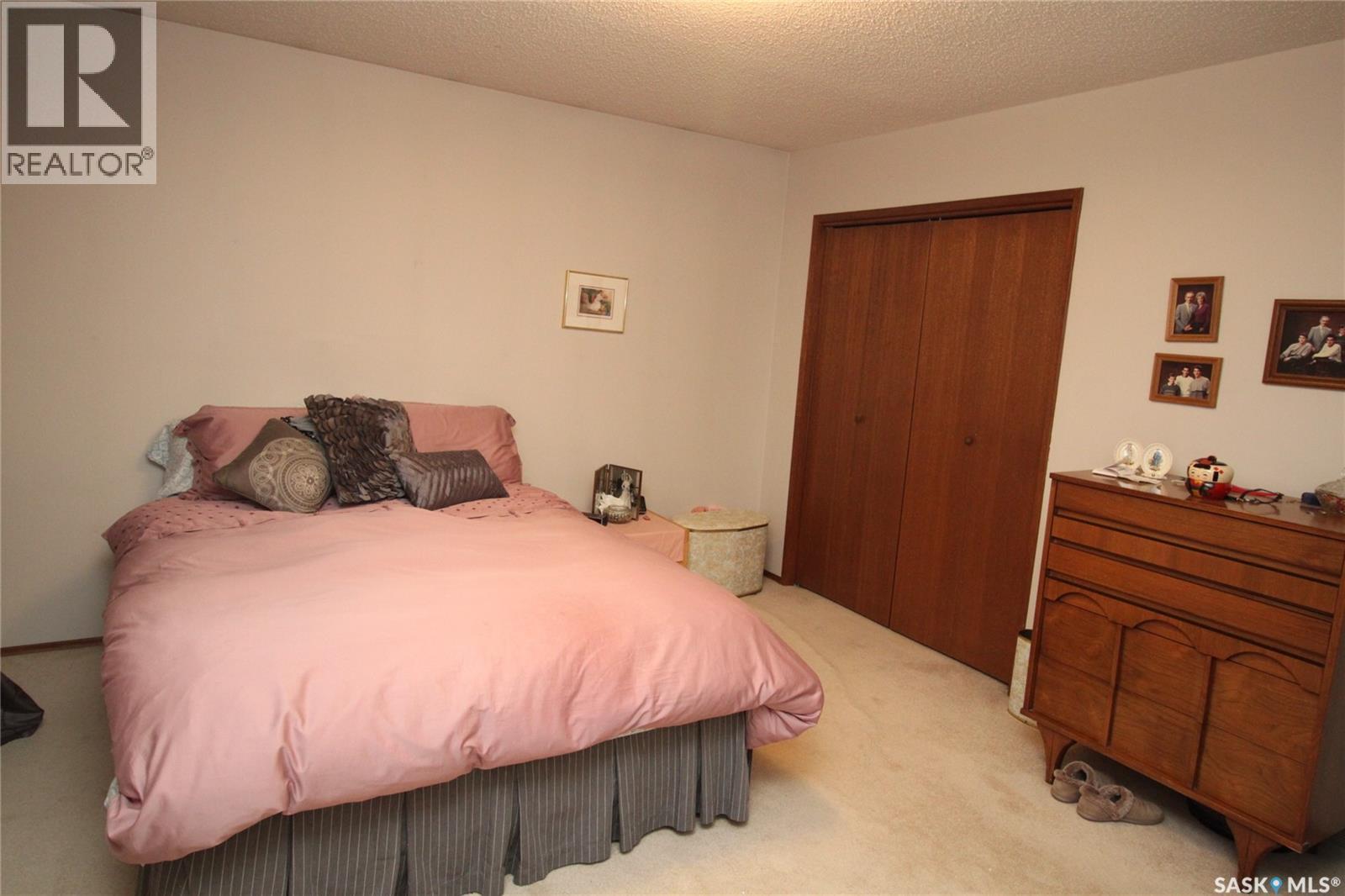 755 Trent Crescent, Saskatoon, SK