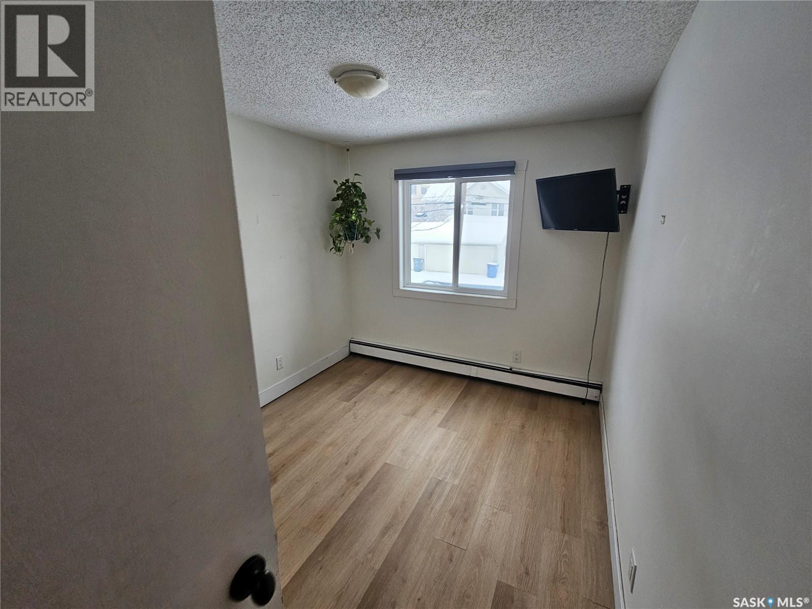 207 512 4Th Avenue N, Saskatoon, SK