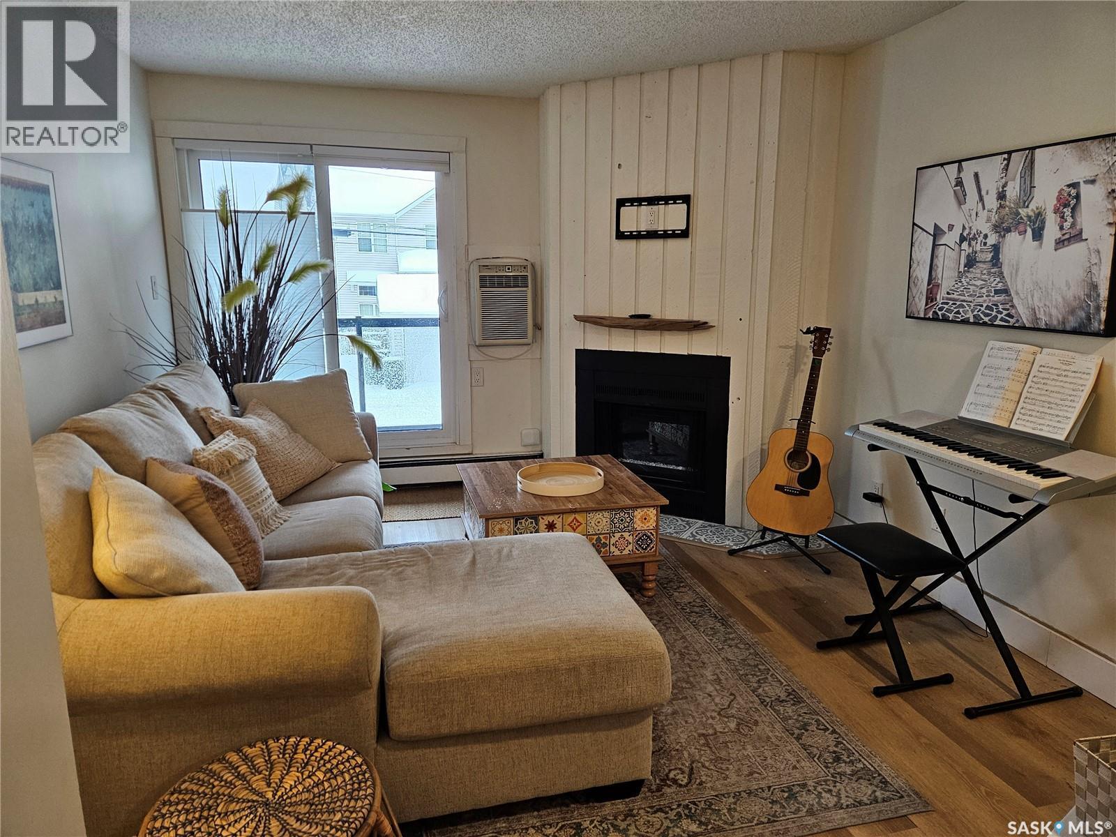 207 512 4Th Avenue N, Saskatoon, SK