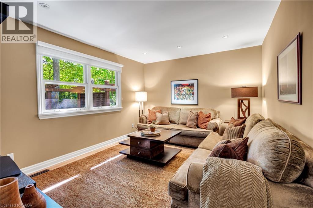 1346 Whiteoaks Avenue, Mississauga, ON