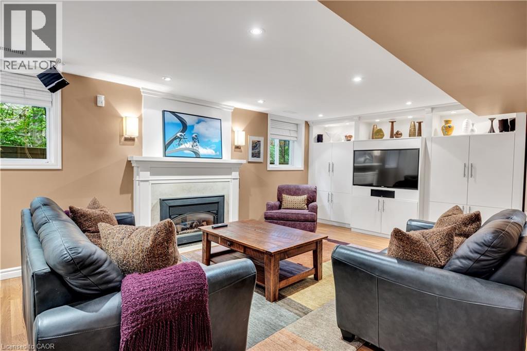 1346 Whiteoaks Avenue, Mississauga, ON
