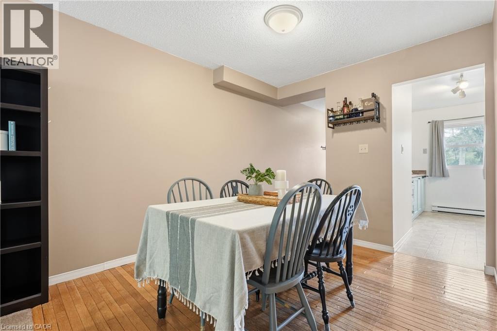 513 Weber Street N Unit# B, Waterloo, ON - Indoor Photo Showing Dining Room