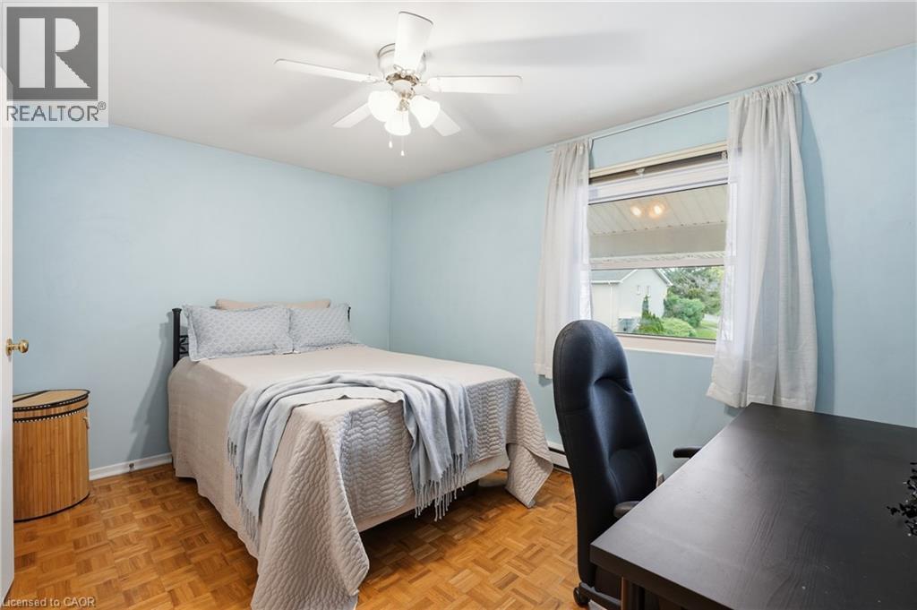 513 Weber Street N Unit# B, Waterloo, ON - Indoor Photo Showing Bedroom