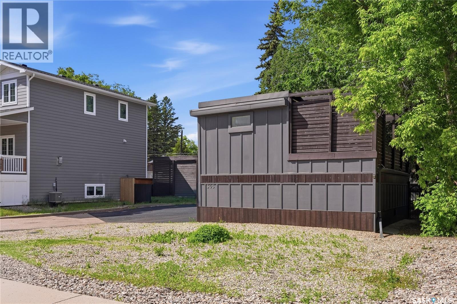 305 Adelaide Street E, Saskatoon, SK