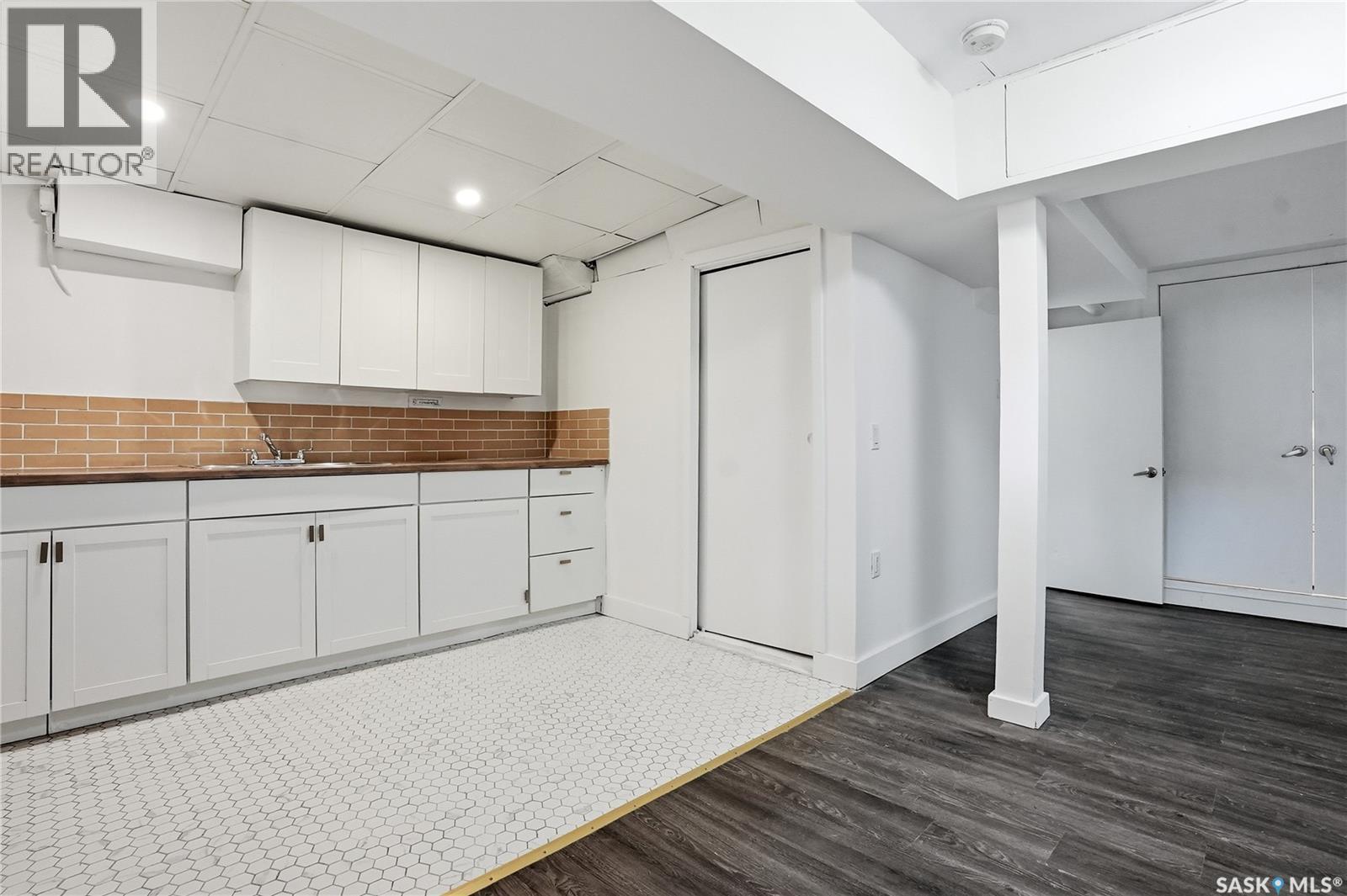 305 Adelaide Street E, Saskatoon, SK