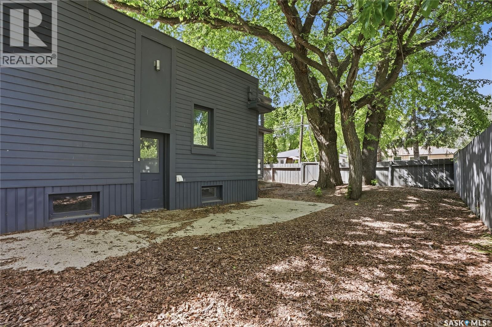 305 Adelaide Street E, Saskatoon, SK