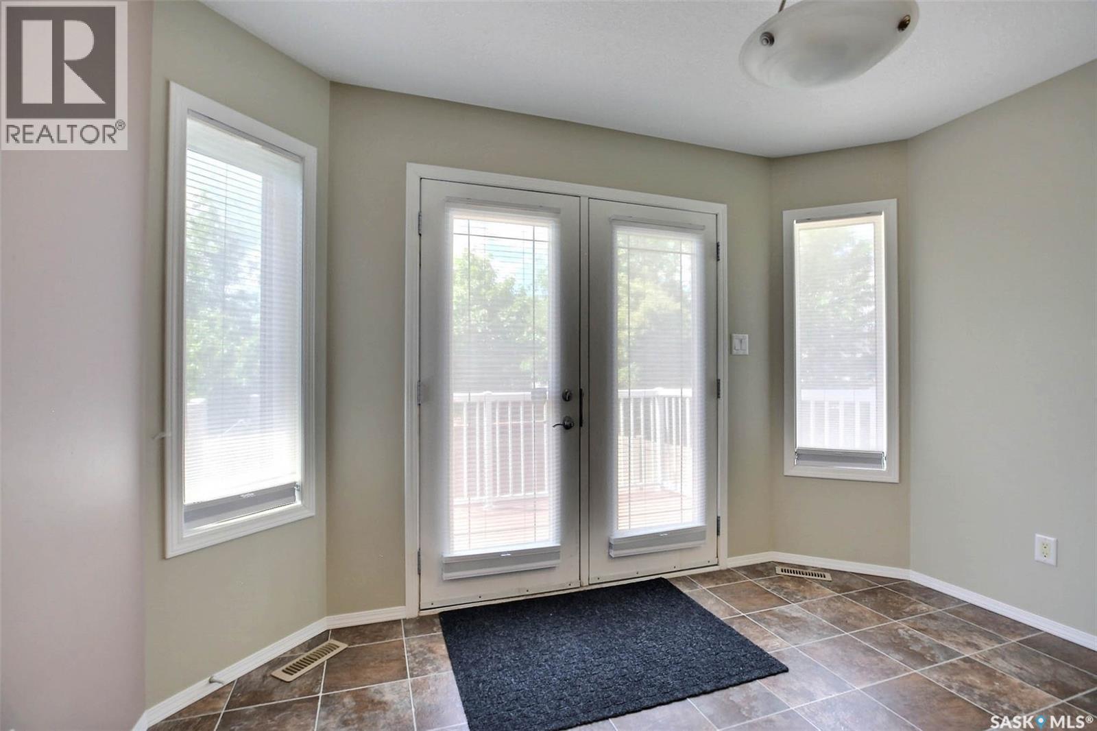 7218 Wascana Cove Way, Regina, SK