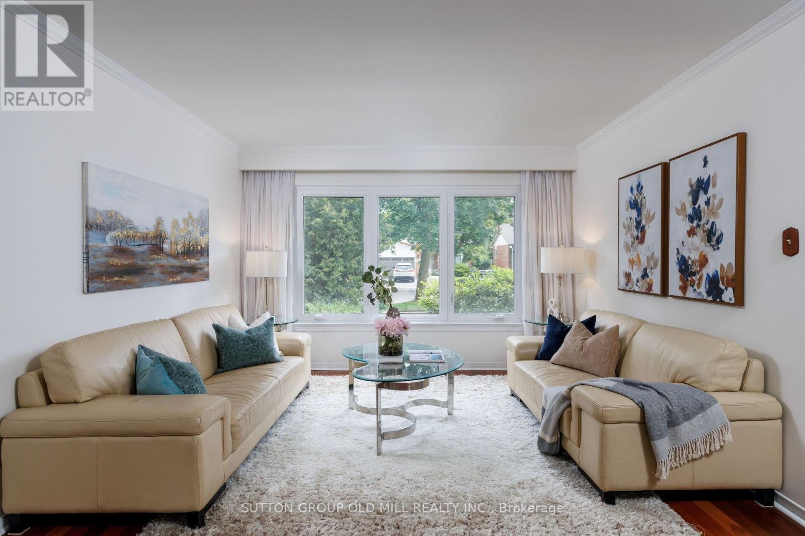 853 Kowal Drive, Mississauga, ON