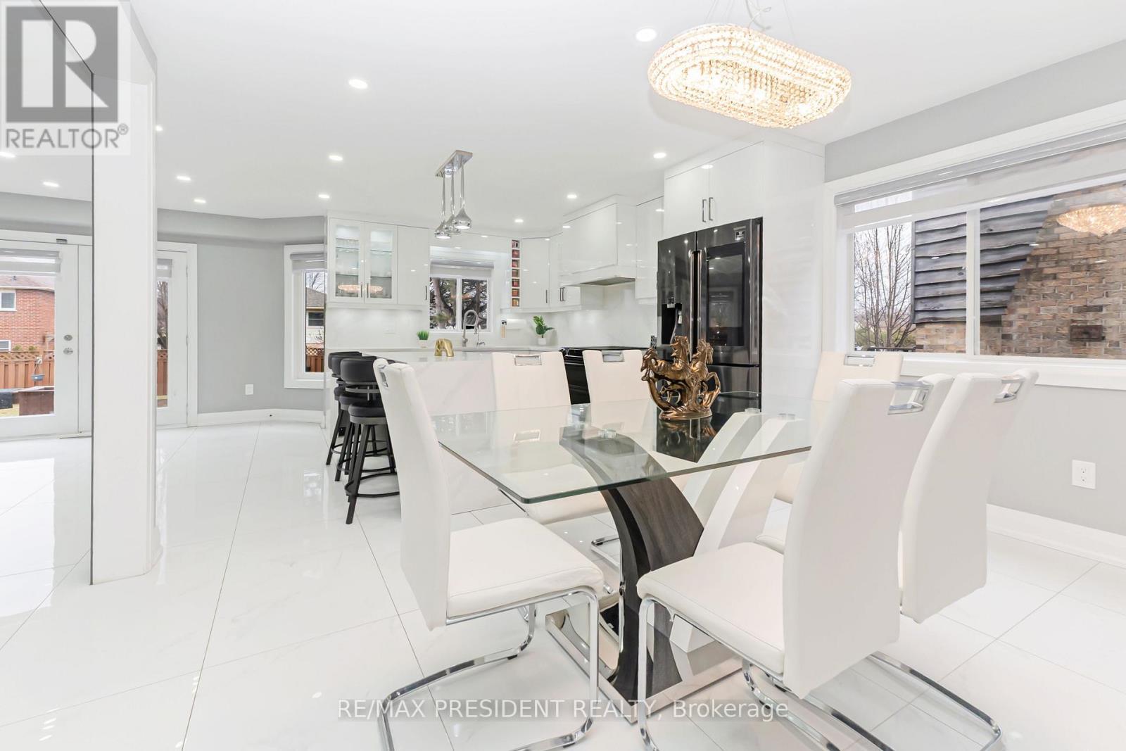 212 Wedgewood Drive, Cambridge, ON