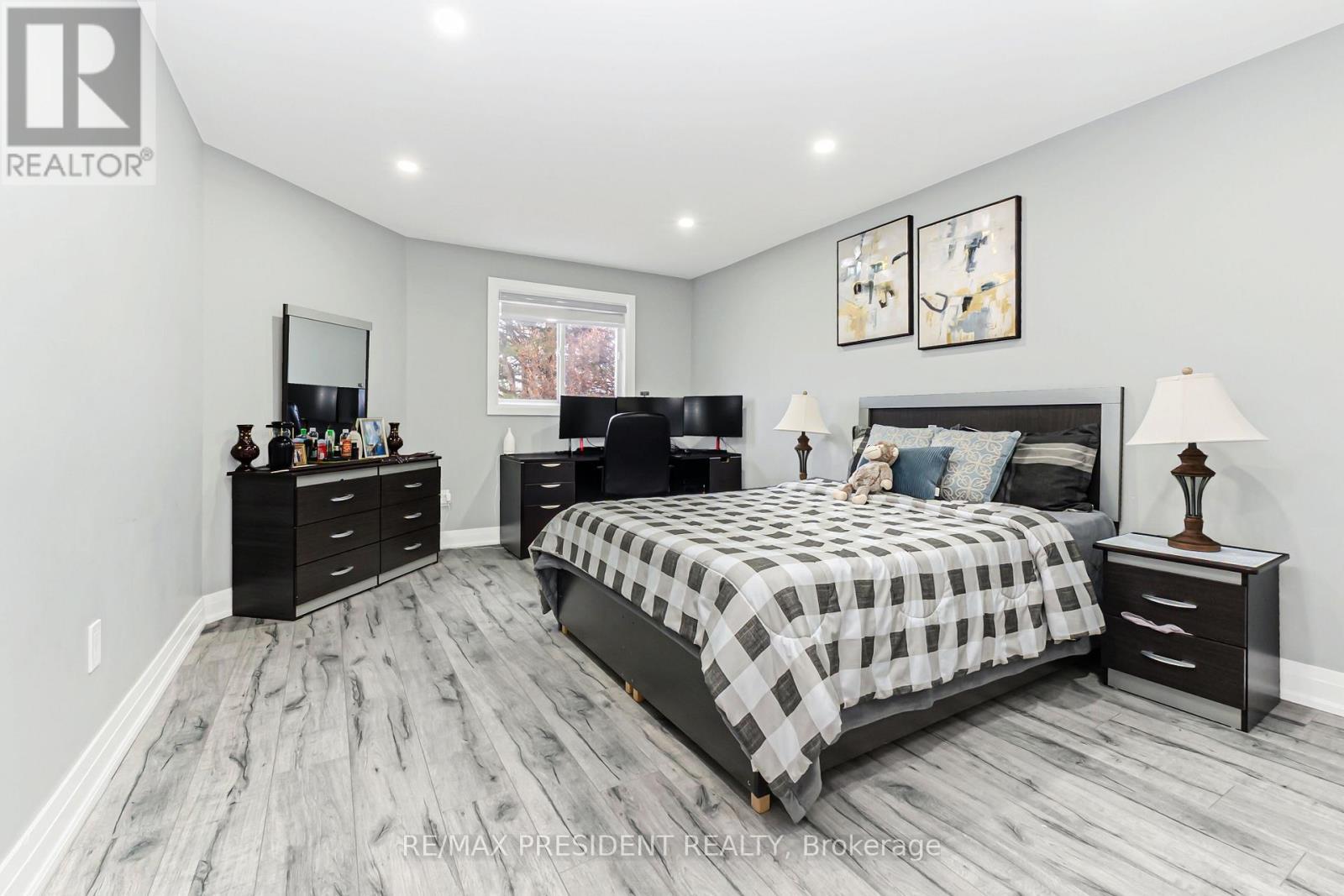 212 Wedgewood Drive, Cambridge, ON