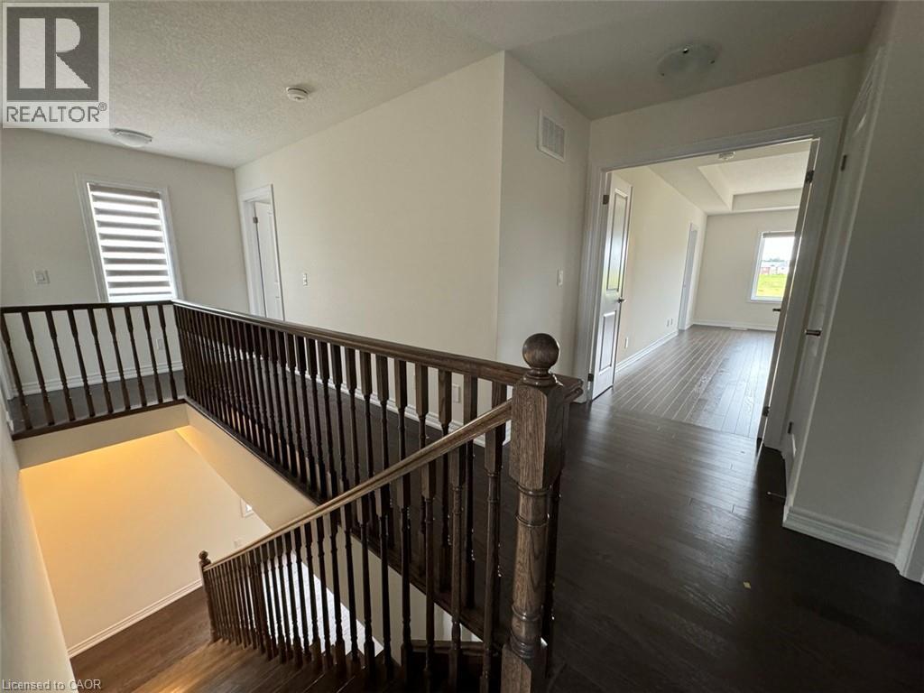 10 Guernsey Drive Unit# Upper, Kitchener, ON