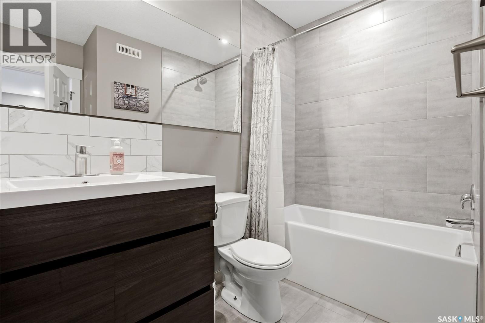 2467 Atkinson Street, Regina, SK
