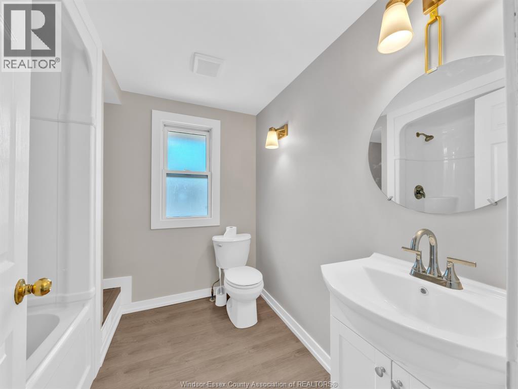 535 Pine Street, Windsor, ON
