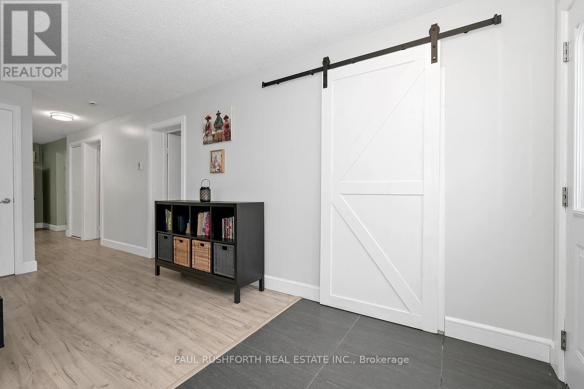 Entry - 74 Burland Street, Ottawa, ON