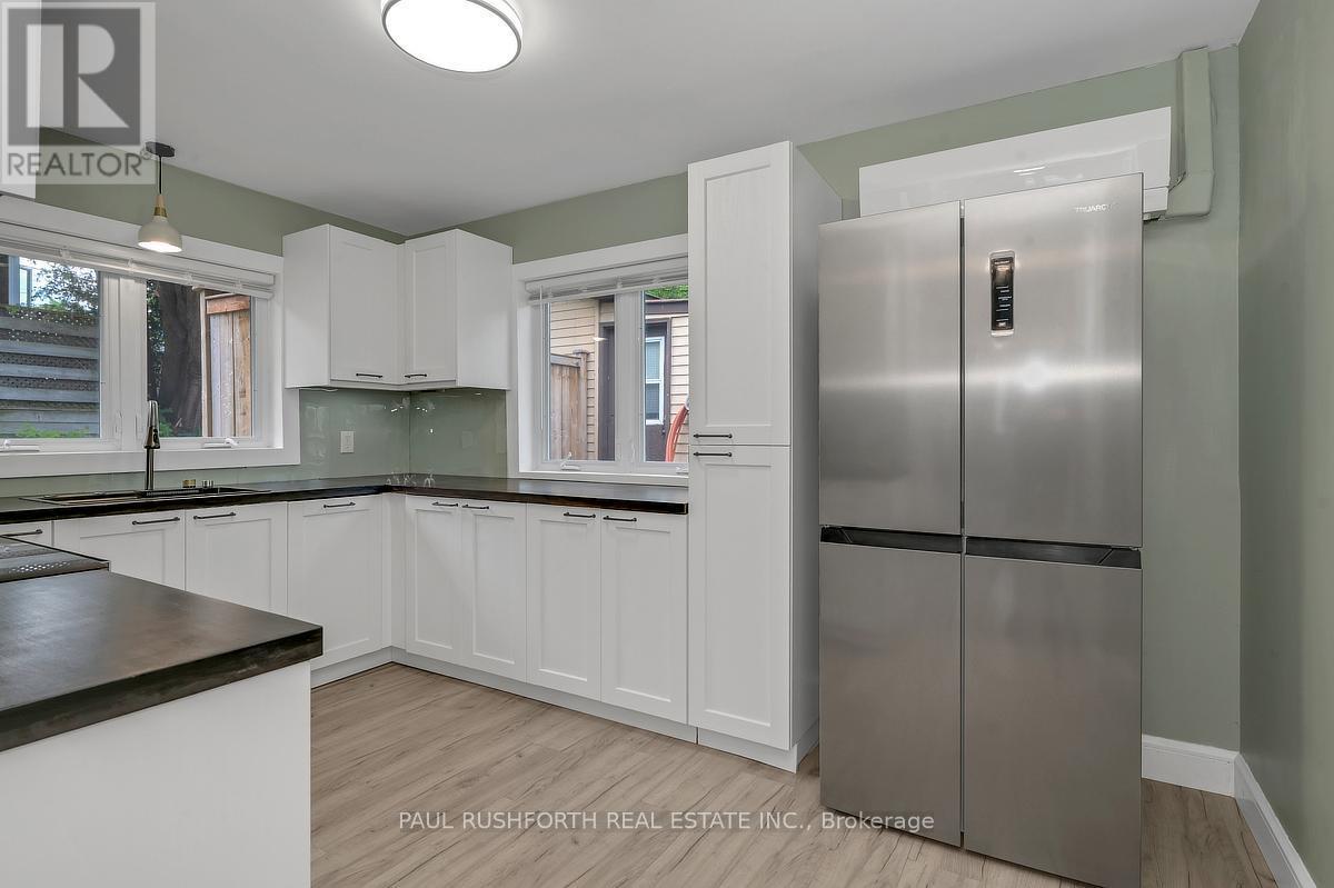 Kitchen - 74 Burland Street, Ottawa, ON